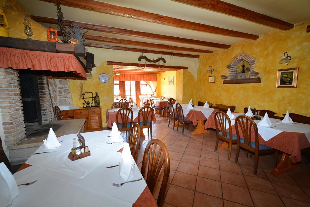 Bed & Breakfast Kastel Žbandaj 외부 사진