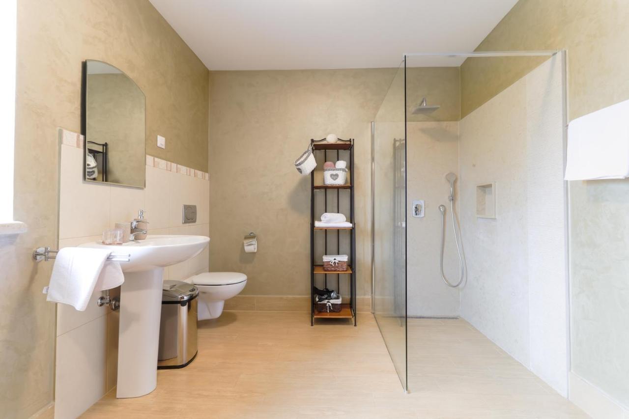 Bed & Breakfast Kastel Žbandaj 외부 사진